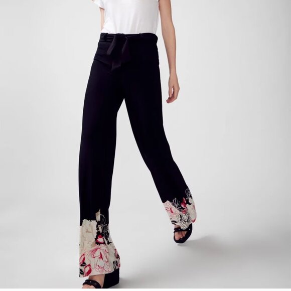 White House Black Market Pull-on Pants | Size: S Regular | Matte Jersey Pants - Picture 2 of 7